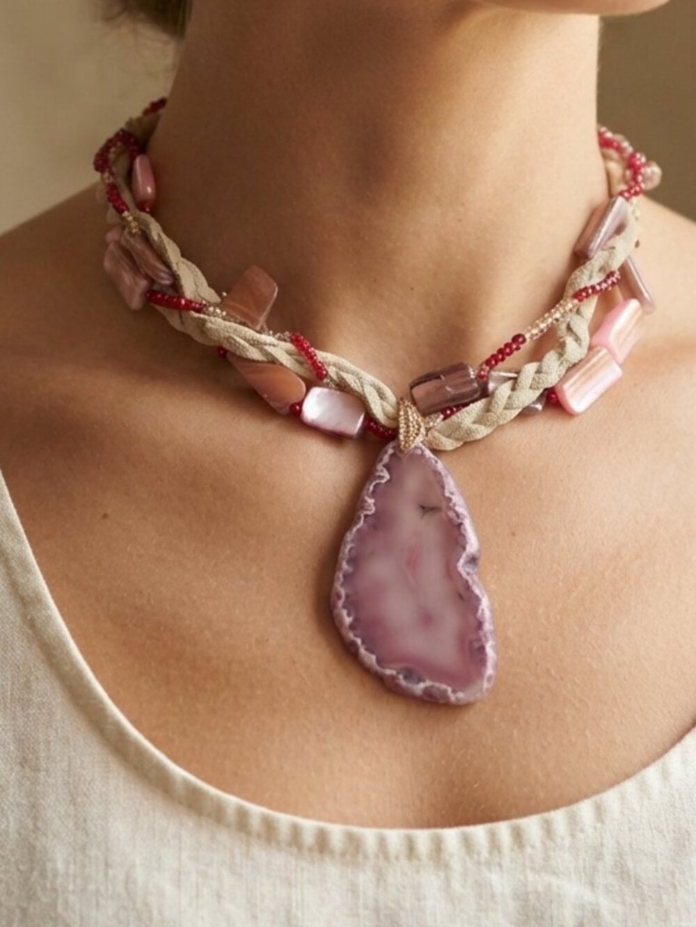 Agate statement multi strand necklace with freshwater shell bead accents 16-18 "